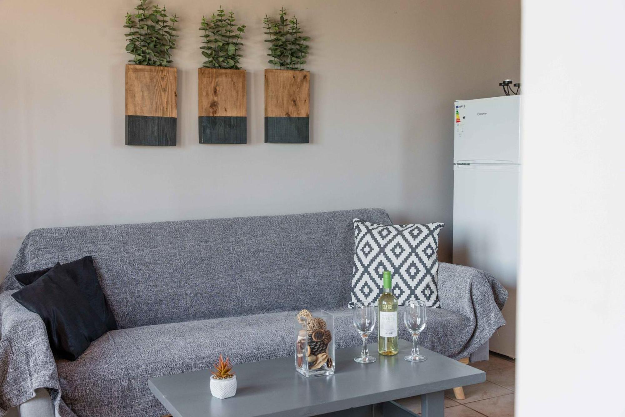 Elia Apartment